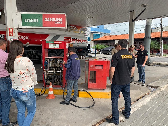 Órgãos fiscalizam bombas e segurança de postos de combustíveis, na Grande JP  - WSCOM