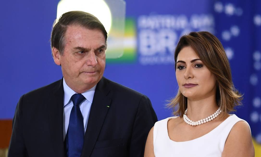 Casamento de Michelle e Jair Bolsonaro est&aacute; em crise, diz jornalista - WSCOM