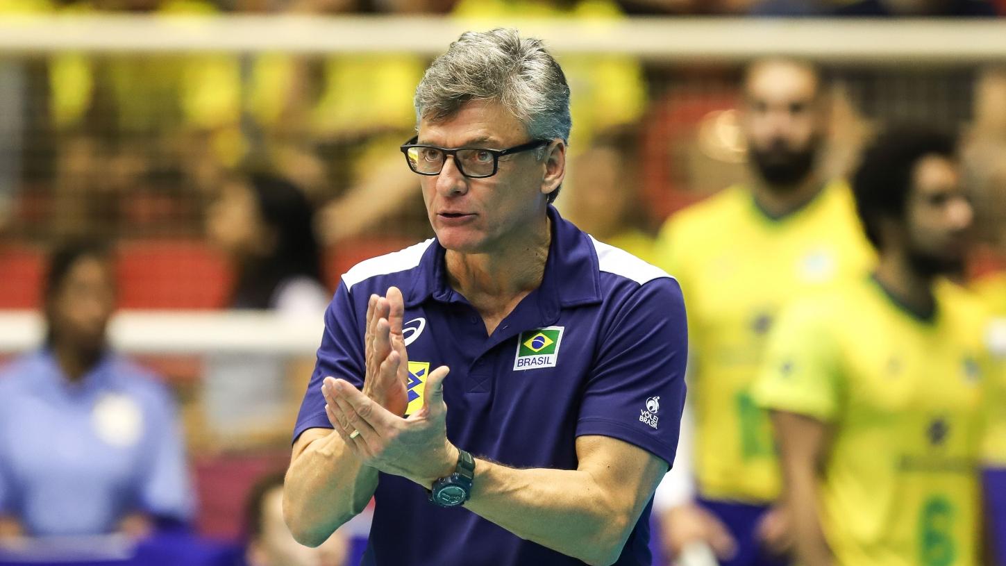 Renan Dal Zotto não é mais técnico da seleção masculina de vôlei