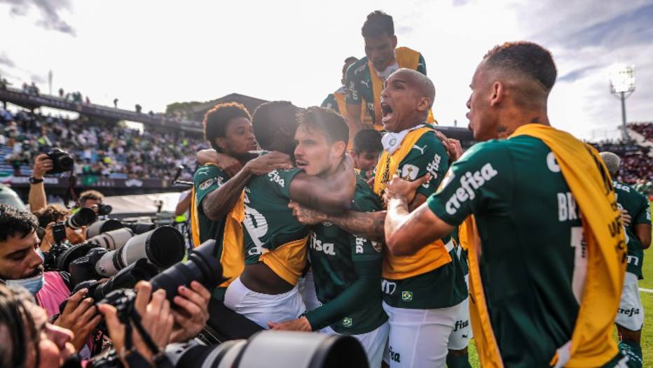 Palmeiras supera o Flamengo na prorrogação e é tricampeão da